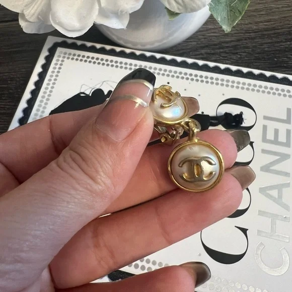 Chanel Vintage Gold CC Logo Faux Pearl Dangle Clip On Earrings